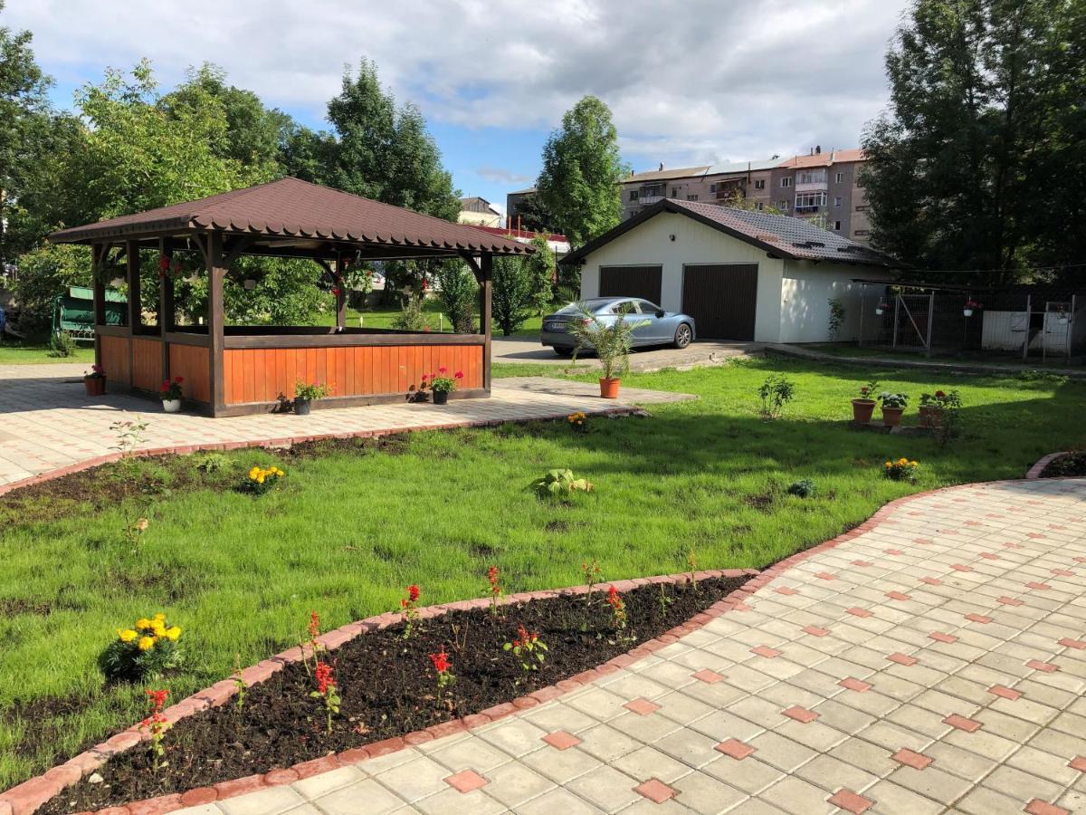 Villa Coca Кимпулунг-Молдовенеск Екстер'єр фото